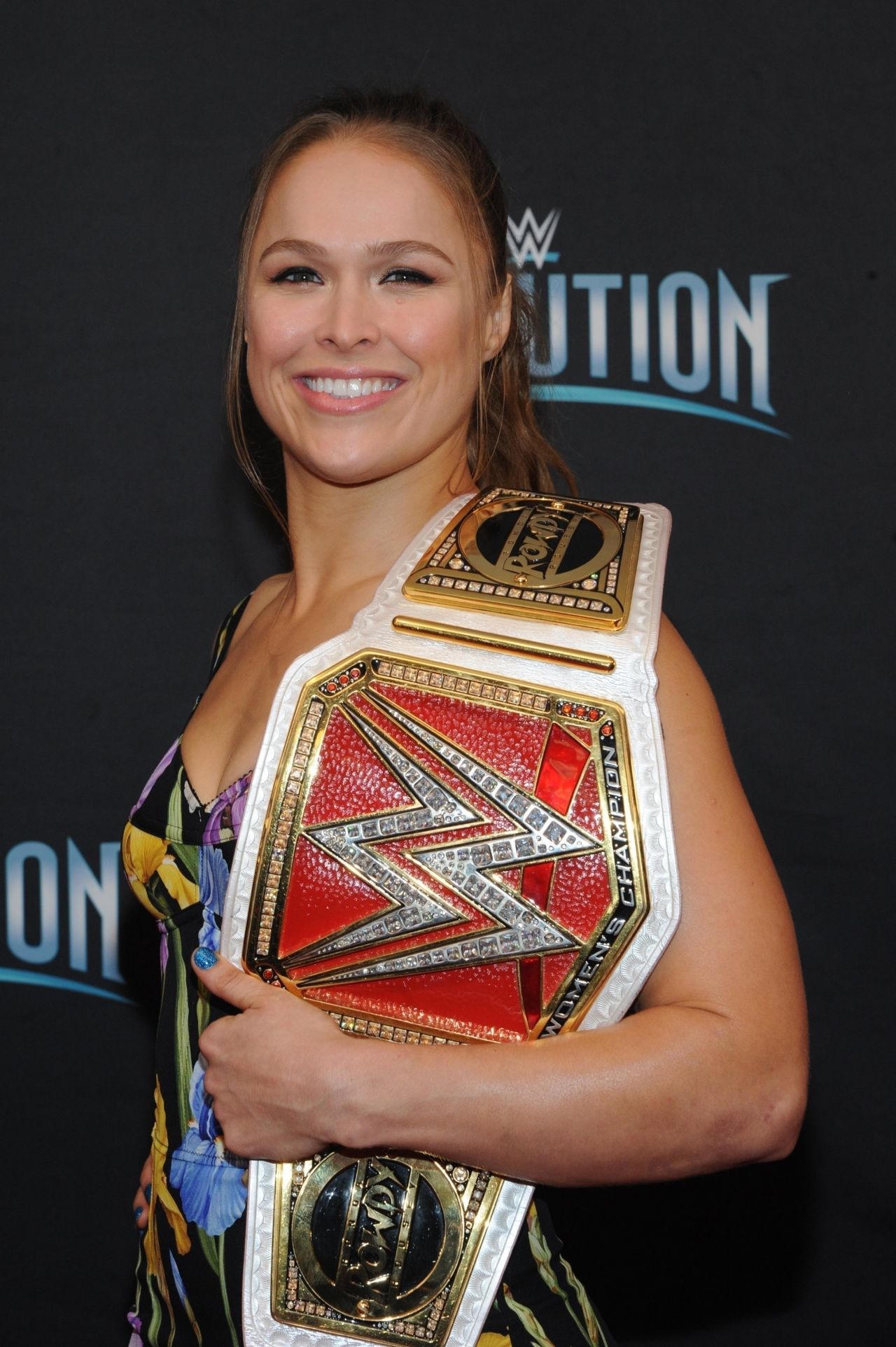 Ronda Rousey WWE’s First Ever AllWomen’s Event “Evolution” Red