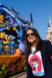 Salma Hayek at Disneyland Paris Park 10/17/2018
