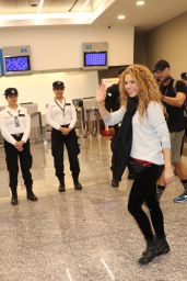 Shakira - Arriving at the Airport in Argentina 10/24/2018