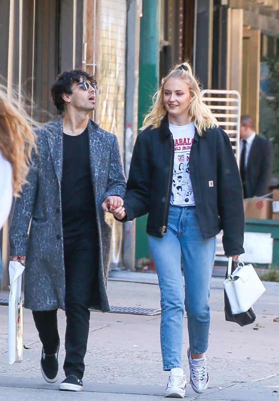Sophie Turner and Joe Jonas on a Stroll in NYC 10/12/2018