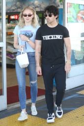 Sophie Turner at the Gas Station in West Hollywood 10/26/2018