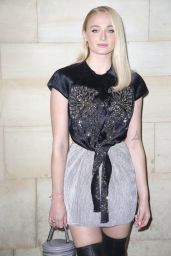 Sophie Turner – Louis Vuitton Show, Paris Fashion Week 10/02/2018