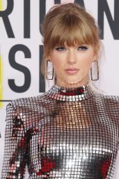 Taylor Swift – 2018 American Music Awards in Los Angeles