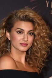 Tori Kelly – CMT Artists of the Year in Nashville 10/17/2018