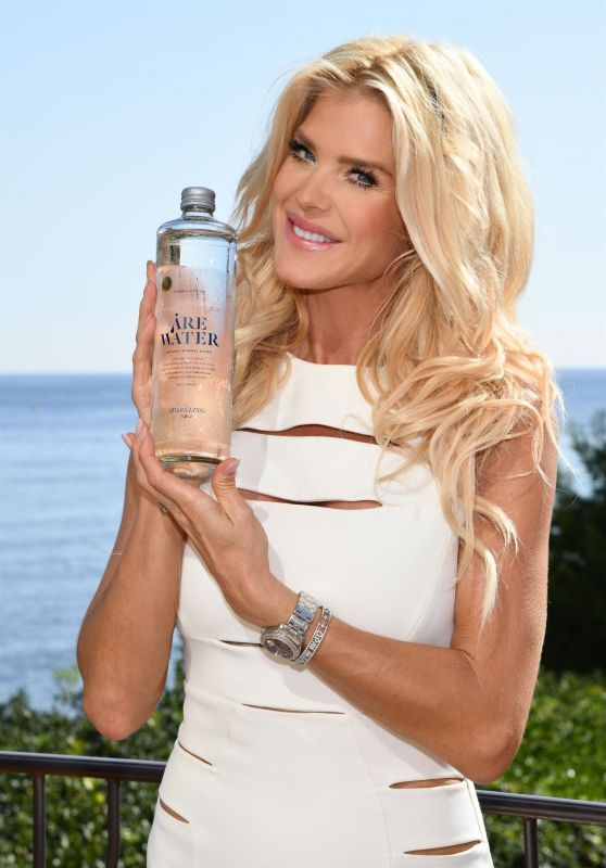 Victoria Silvstedt - New Face of Swedish Water "Are Water"