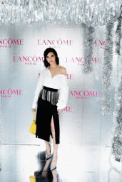Amanda Steele – Lancoma x Vogue Holiday Event in West Hollywood