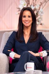 Andrea McLean - Lorraine TV Show in London 11/12/2018