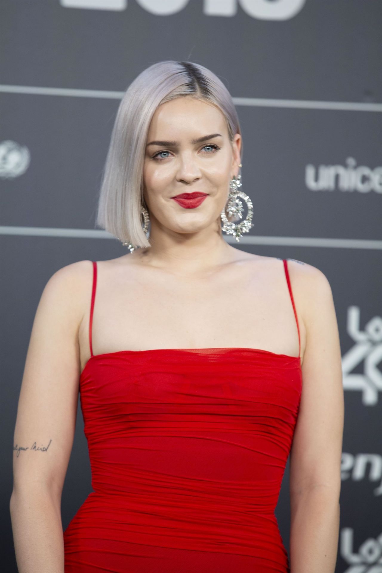 Anne-Marie – LOS40 Music Awards 2018 in Madrid • CelebMafia