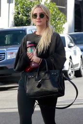 Ashlee Simpson - Out in Studio City 11/13/2018