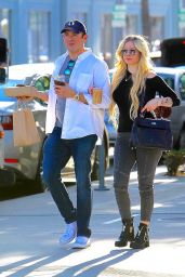 Avril Lavigne and Phillip Sarofim Out in Beverly Hills 11/06/2018