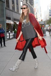 Behati Prinsloo - Arriving at the VS Offices in NY 11/07/2018