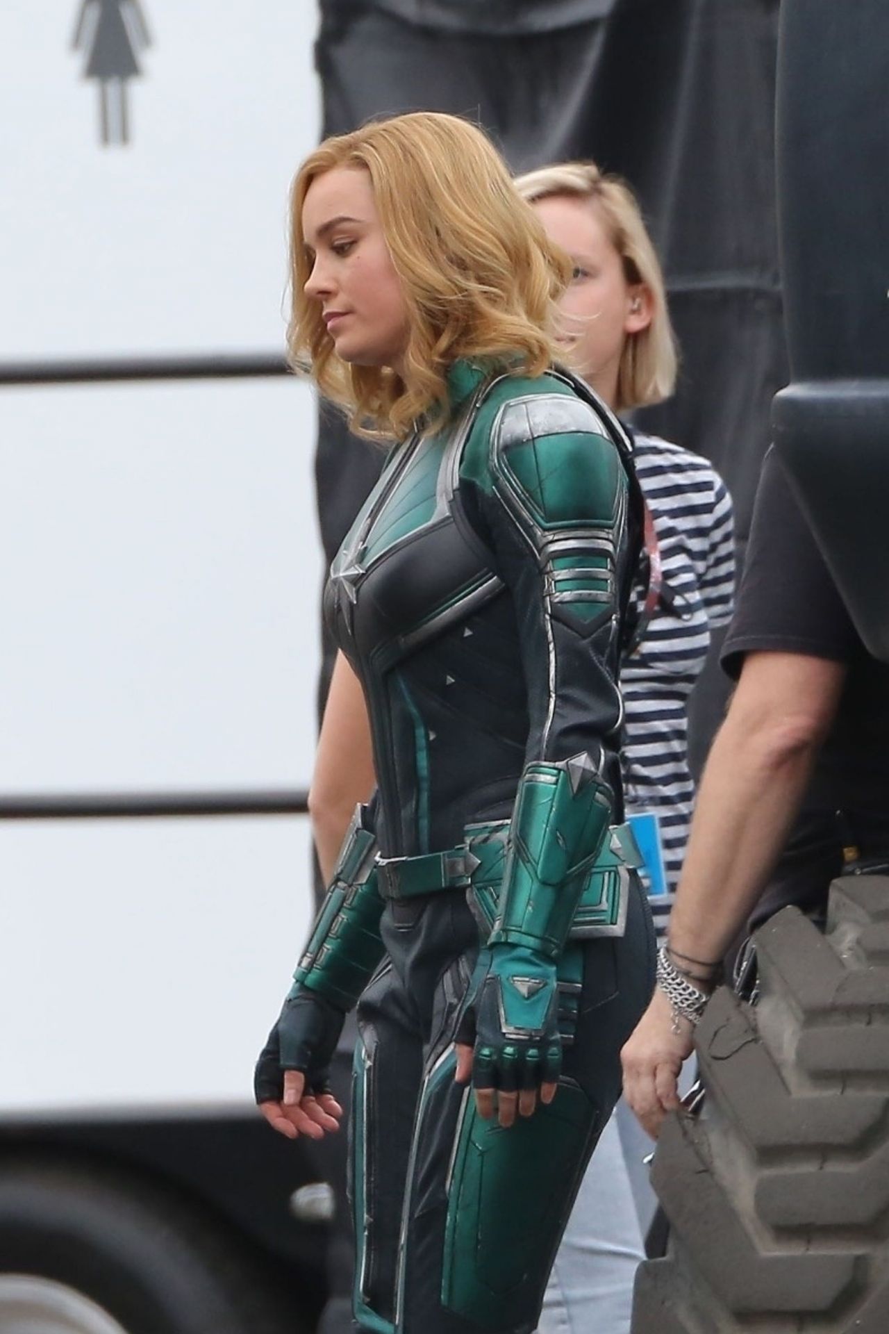 Brie Larson Captain Marvel Set In Los Angeles 11192018 • Celebmafia