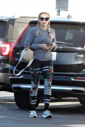 Busy Philipps in Spandex - Out in LA 11/03/2018