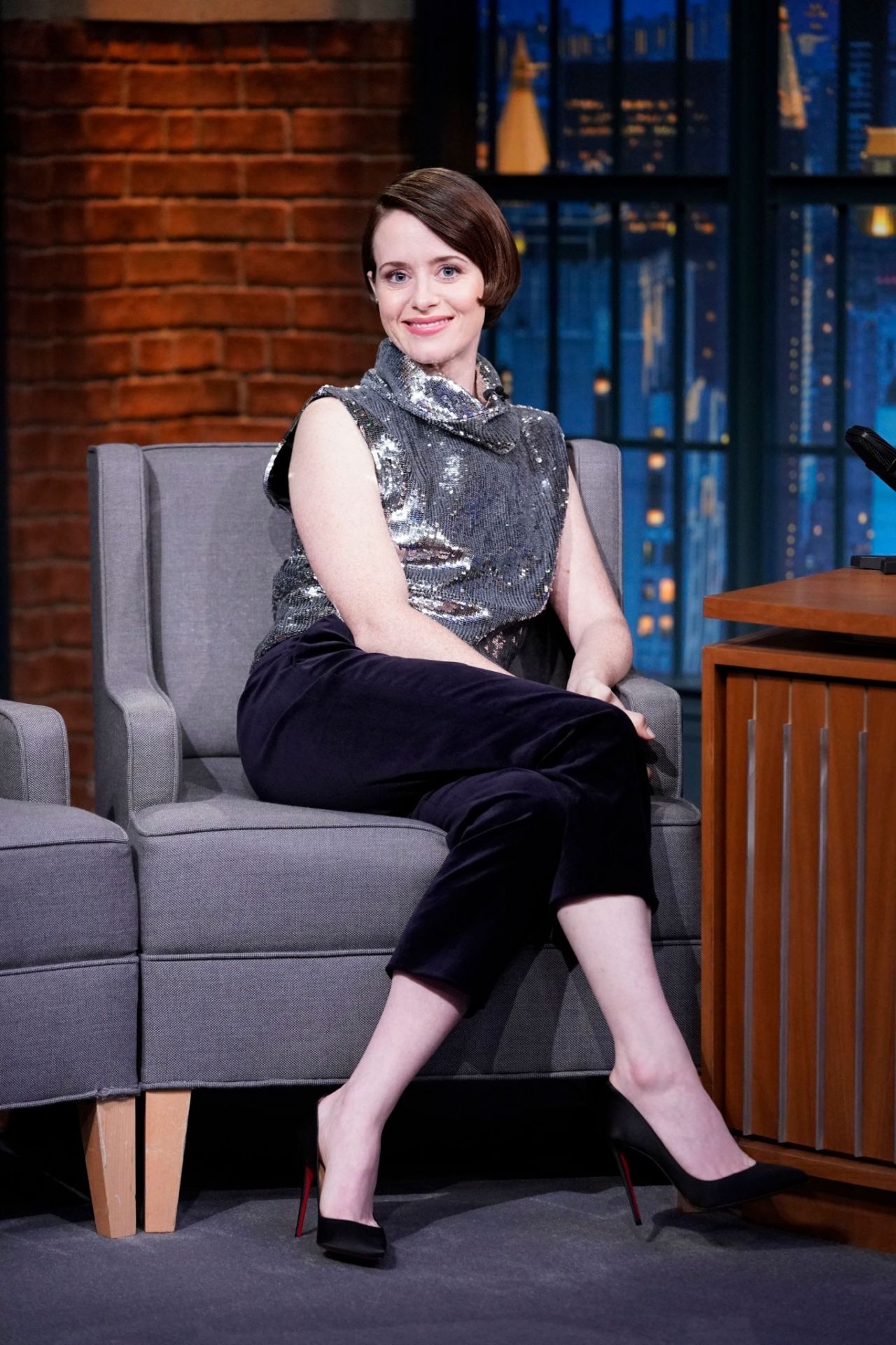 https://celebmafia.com/wp-content/uploads/2018/11/claire-foy-late-night-with-seth-meyers-in-nyc-11-05-2018-5.jpg
