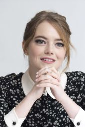 Emma Stone - "The Favourite" Press Conference in LA