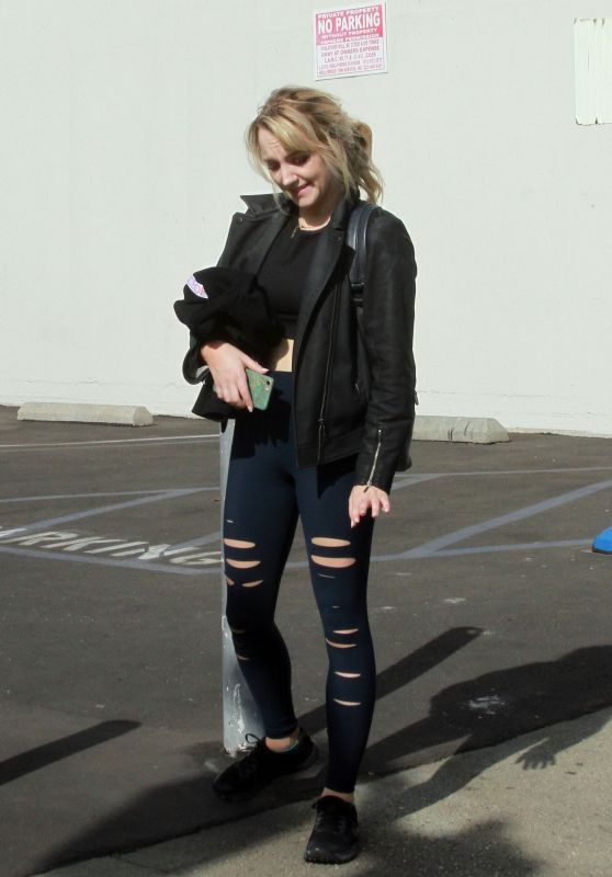 Evanna Lynch - Arrives for Practice at DWTS Studio in LA 11/17/2018