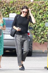 Jennifer Garner - Arriving at Church in Pacific Palisades 11/04/2018