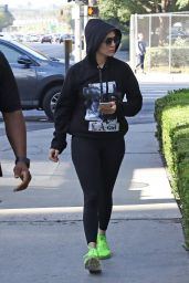 Jennifer Lopez - Heads to Workout in LA 11/17/2018