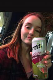Kaitlyn Dever - Personal Pics 11/02/2018
