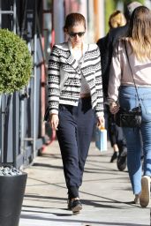 Kate Mara Street Style 11/27/2018