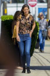 Katie Holmes Street Style - Getting Coffee in New Orleans 10/30/2018