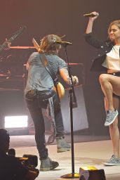 Kelsea Ballerini Performs on Stage With Keith Urban in New Orleans 11/02/2018