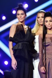 Kendall Jenner, Khloe Kardashian, Kim Kardashian, Kourtney Kardashian and Kris Jenner – People’s Choice Awards 2018