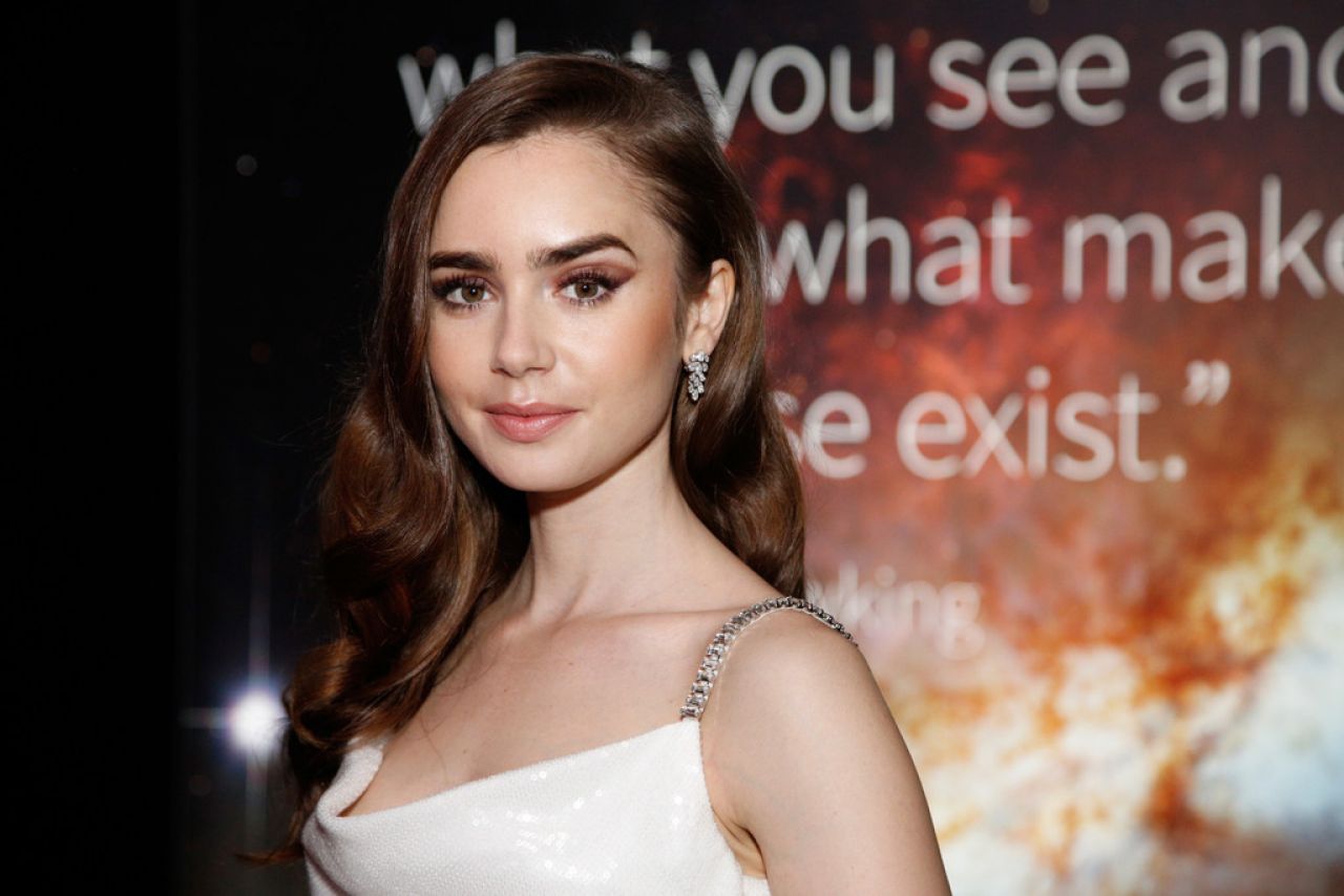 Lily Collins – 2019 Breakthrough Prize in Mountain View • CelebMafia