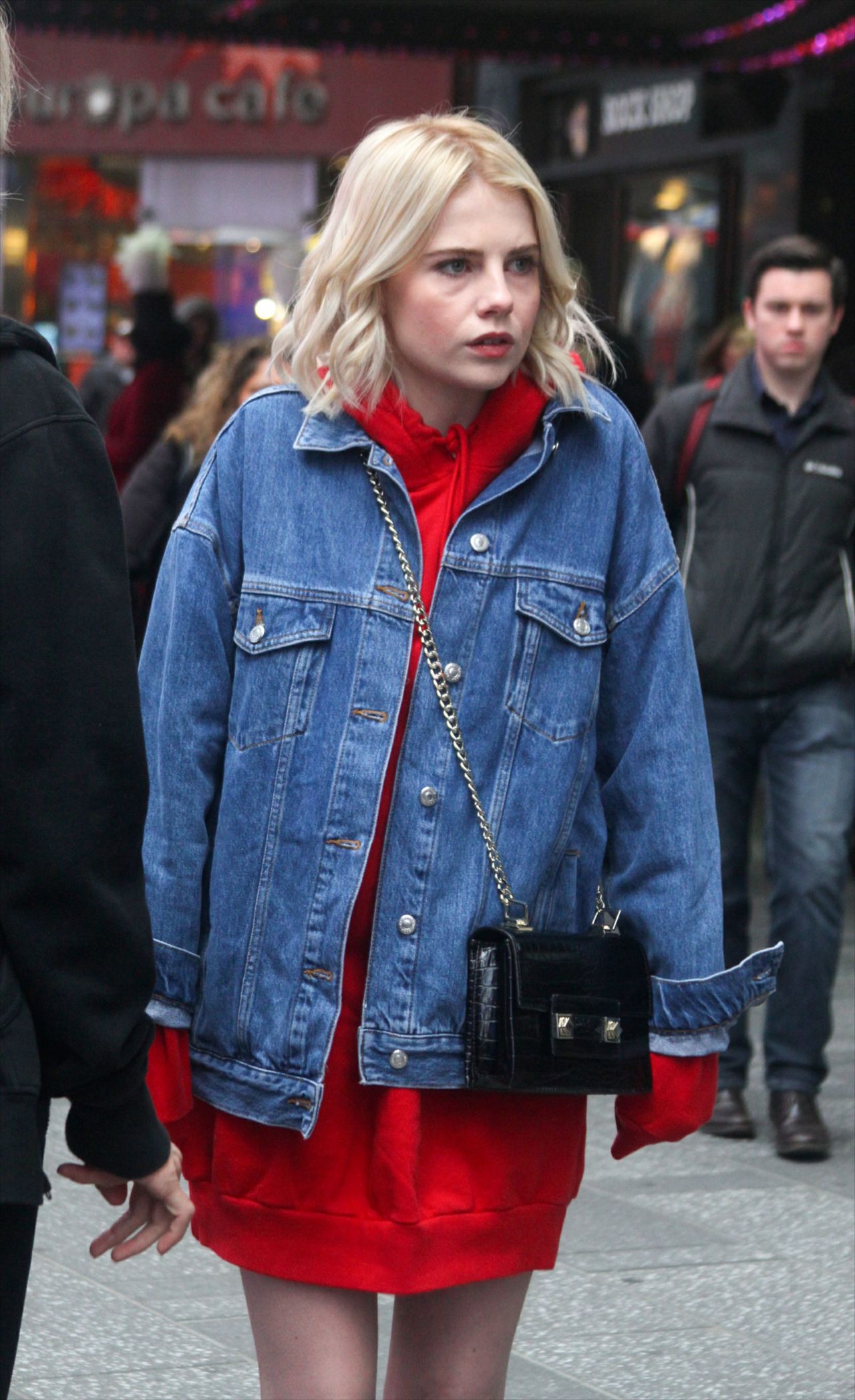 Lucy Boynton and Benjamin Barrett - "The Politician" Set in New York 11