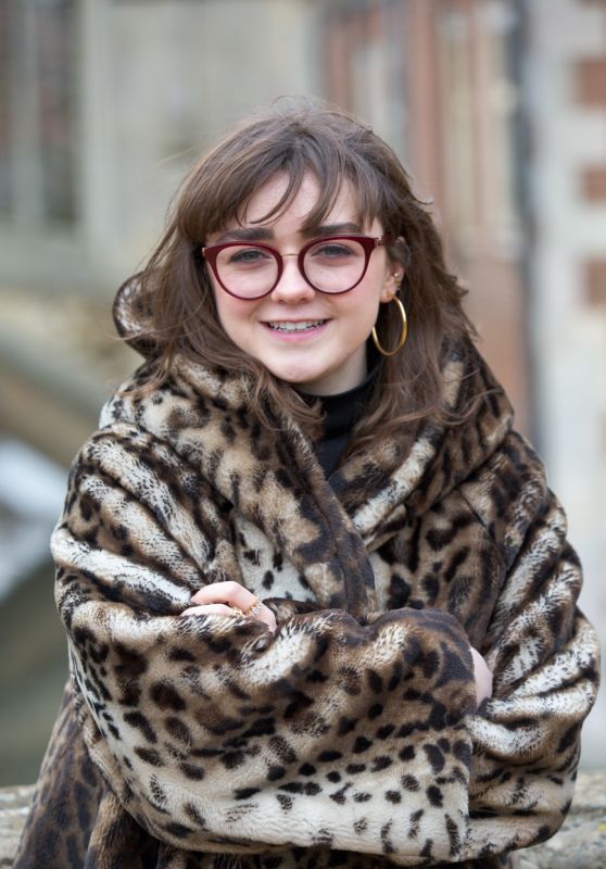 Maisie Williams in a Leopard Print Fur Coat 11/27/2018