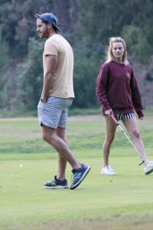 Margot Robbie - Playing Golf in LA 11/11/2018