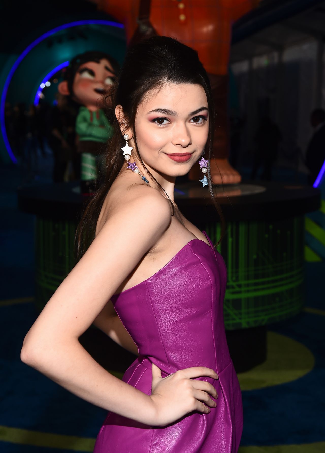 Nikki Hahn – “Ralph Breaks the Internet” Premiere in Hollywood • CelebMafia