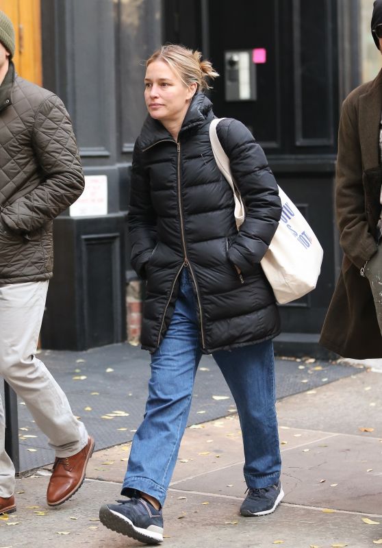 Piper Perabo - Out in NYC 11/14/2018