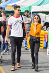 Sarah Hyland at the Farmers Market in Studio City 11/04/2018
