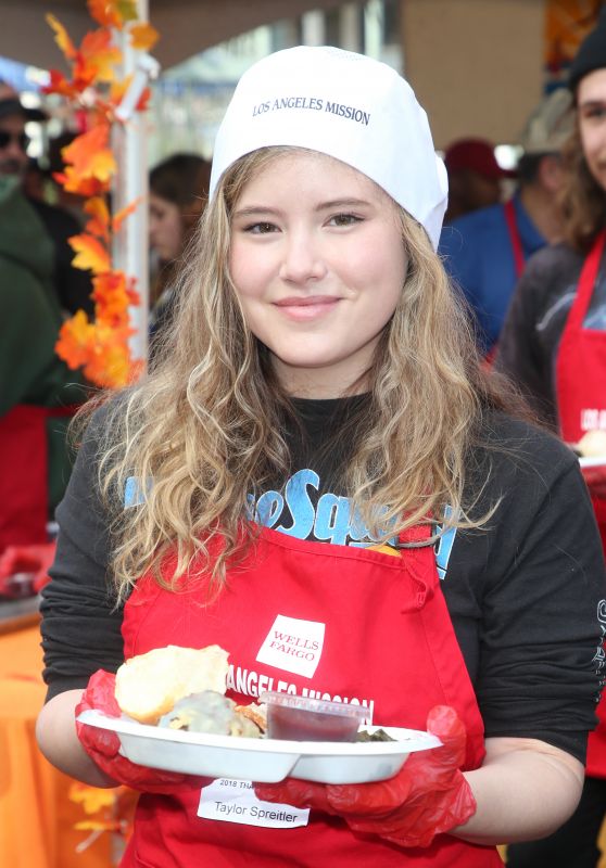 Taylor Spreitler – Los Angeles Mission Thanksgiving Meal for the Homeless 11/21/2018