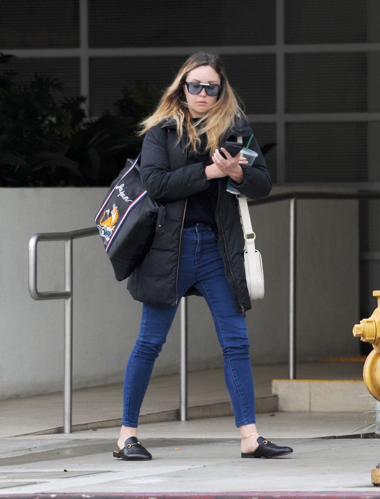 Amanda Bynes - Out in Los Angeles 12/06/20181280 x 1678