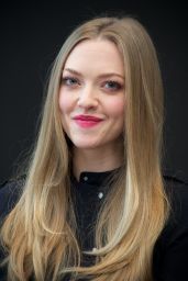 Amanda Seyfried - "Les Miserables" Press Conference in New York