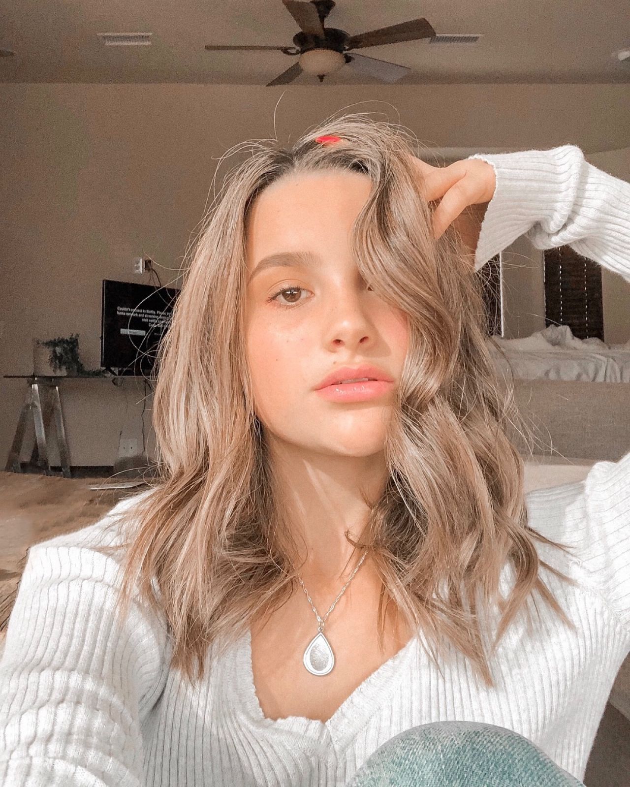 Annie LeBlanc - Personal Pics 12/27/2018 • CelebMafia