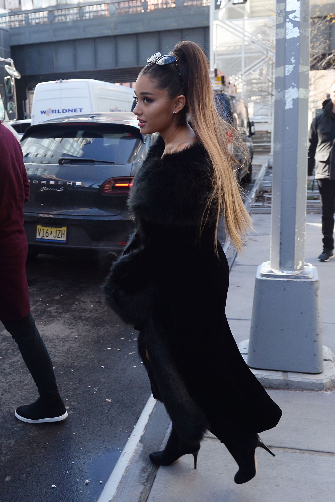 Ariana Grande New York City December 7, 2018 – Star Style