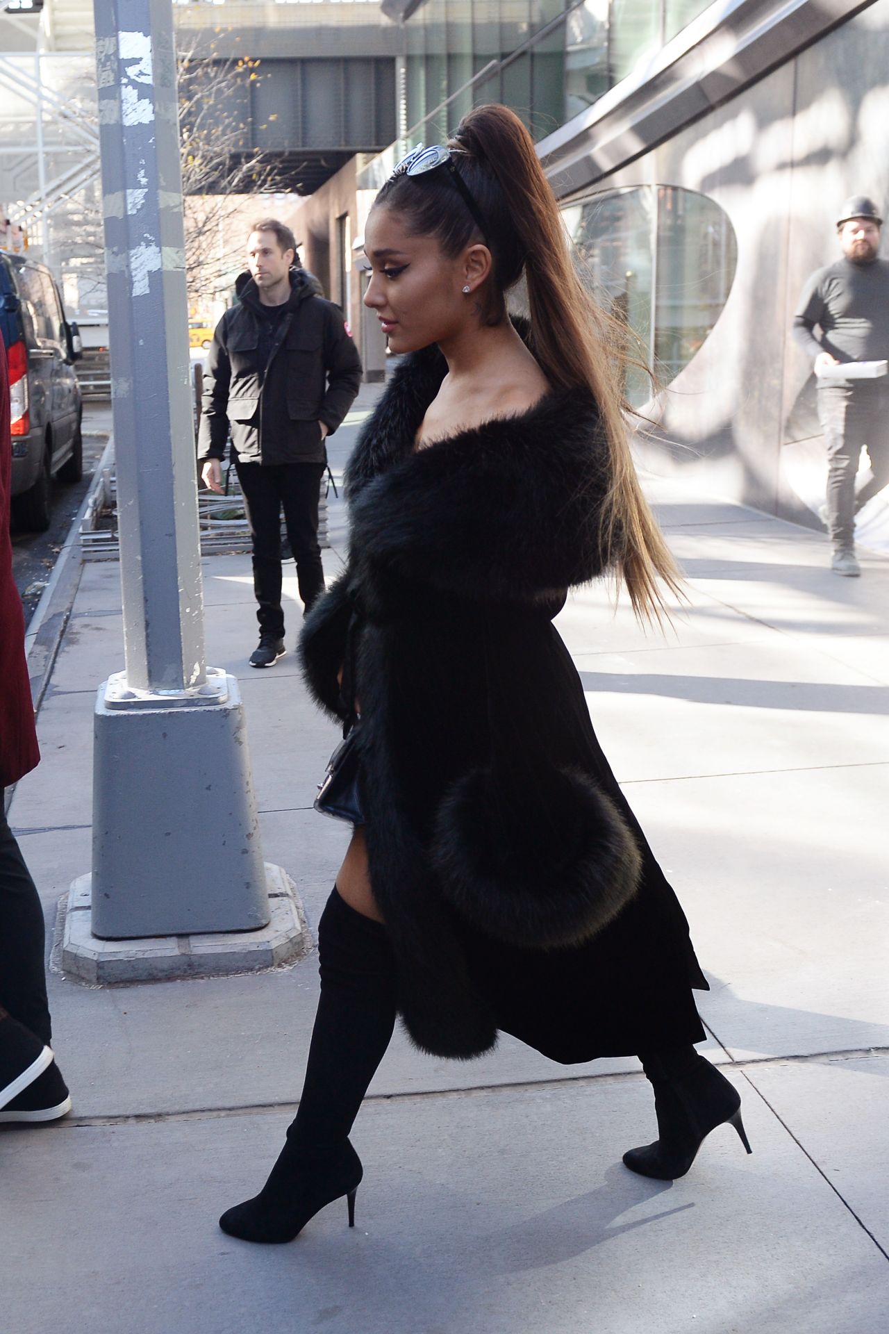 Ariana Grande New York City December 18, 2018 – Star Style