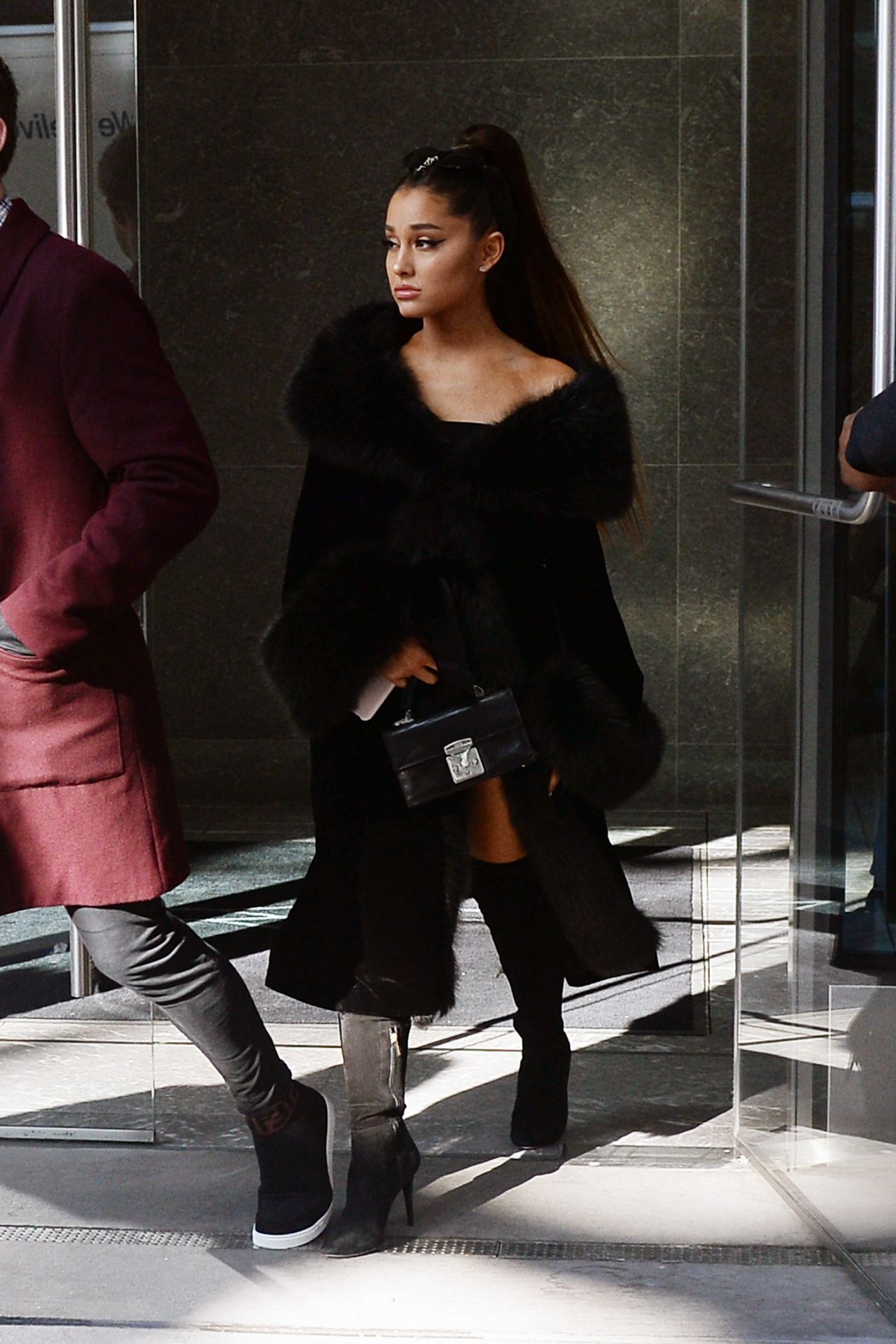 Ariana Grande New York City December 7, 2018 – Star Style