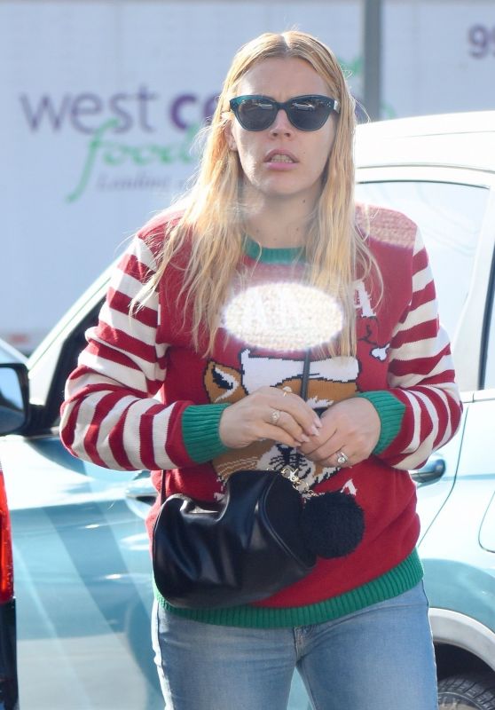 Busy Philipps Wears Christmas Sweater 12/24/2018