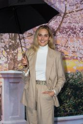 Camille Lou – “Mary Poppins Returns” Premiere in Paris