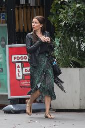 Candice Brown - Shopping in Melbourne, december 2018