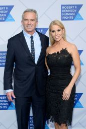 Cheryl Hines - 2019 Robert F. Kennedy Human Rights Ripple Of Hope Awards in NYC