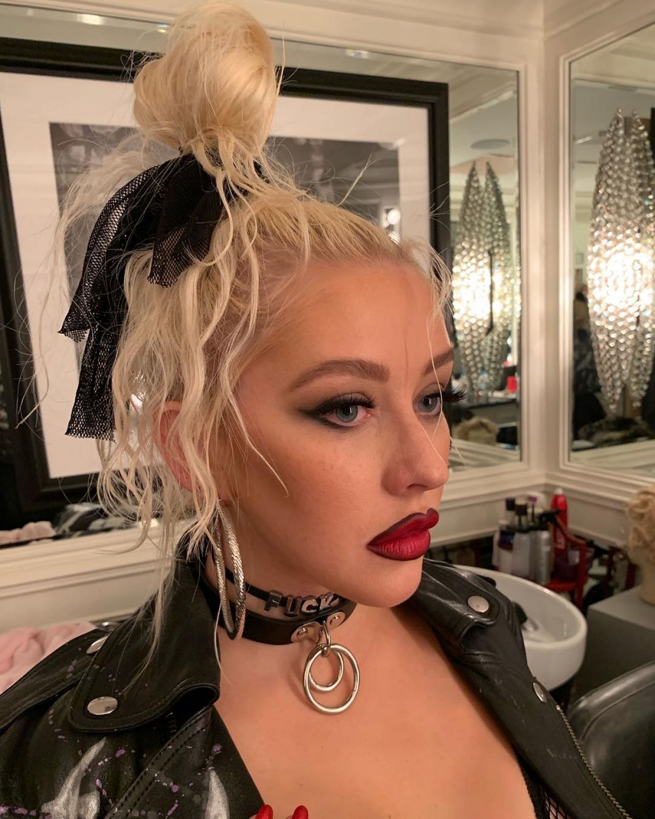 Christina Aguilera - Personal Pics 12/17/2018 • CelebMafia