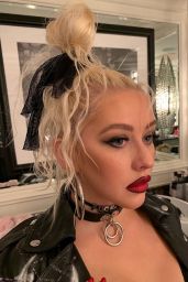 Christina Aguilera - Personal Pics 12/17/2018