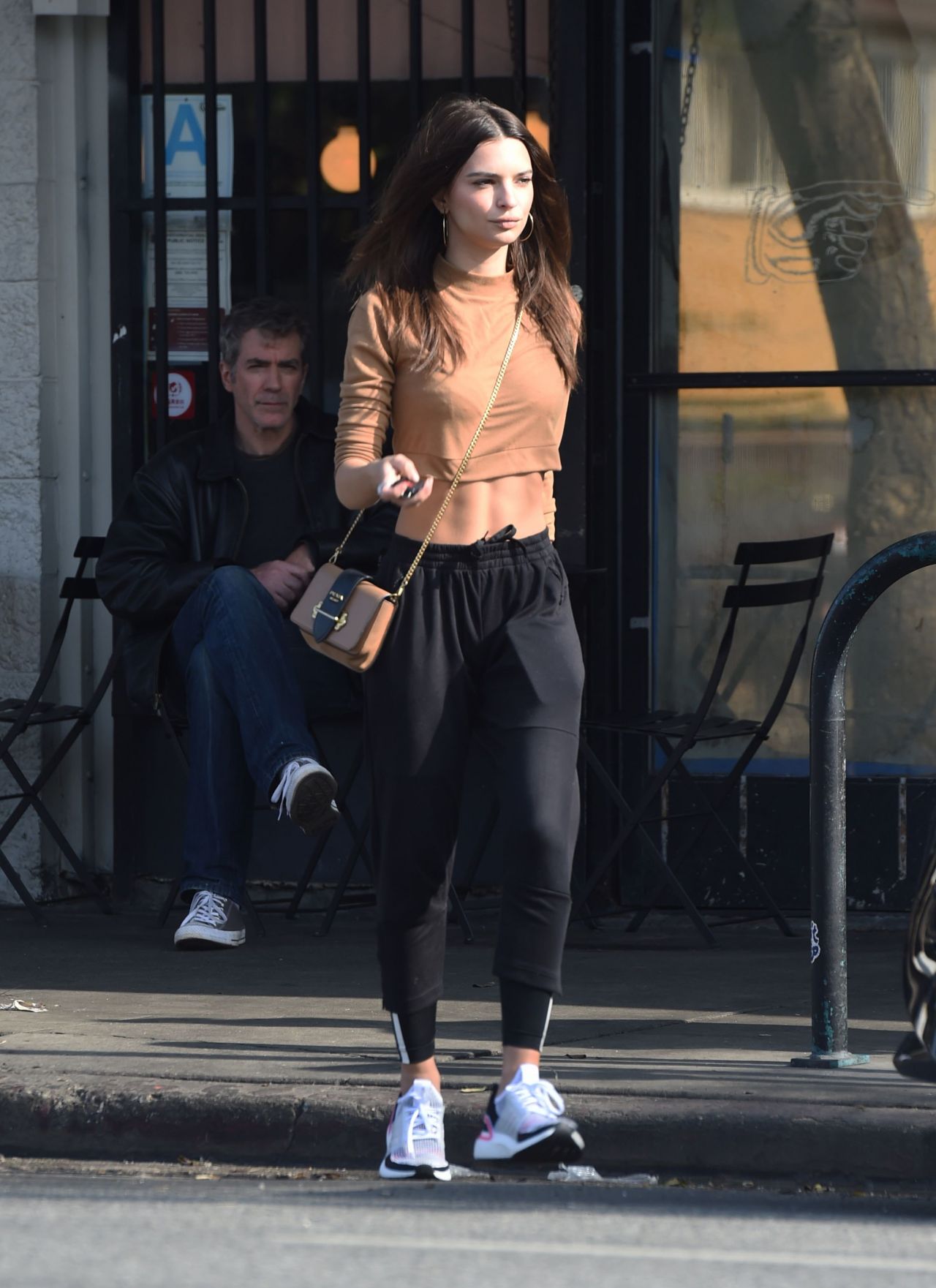 Emily Ratajkowski is Spotted Out With Friends in Los Angeles 12/18/2018