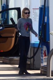 Emma Roberts - Stops for Gas in Hollywood 11/30/2018