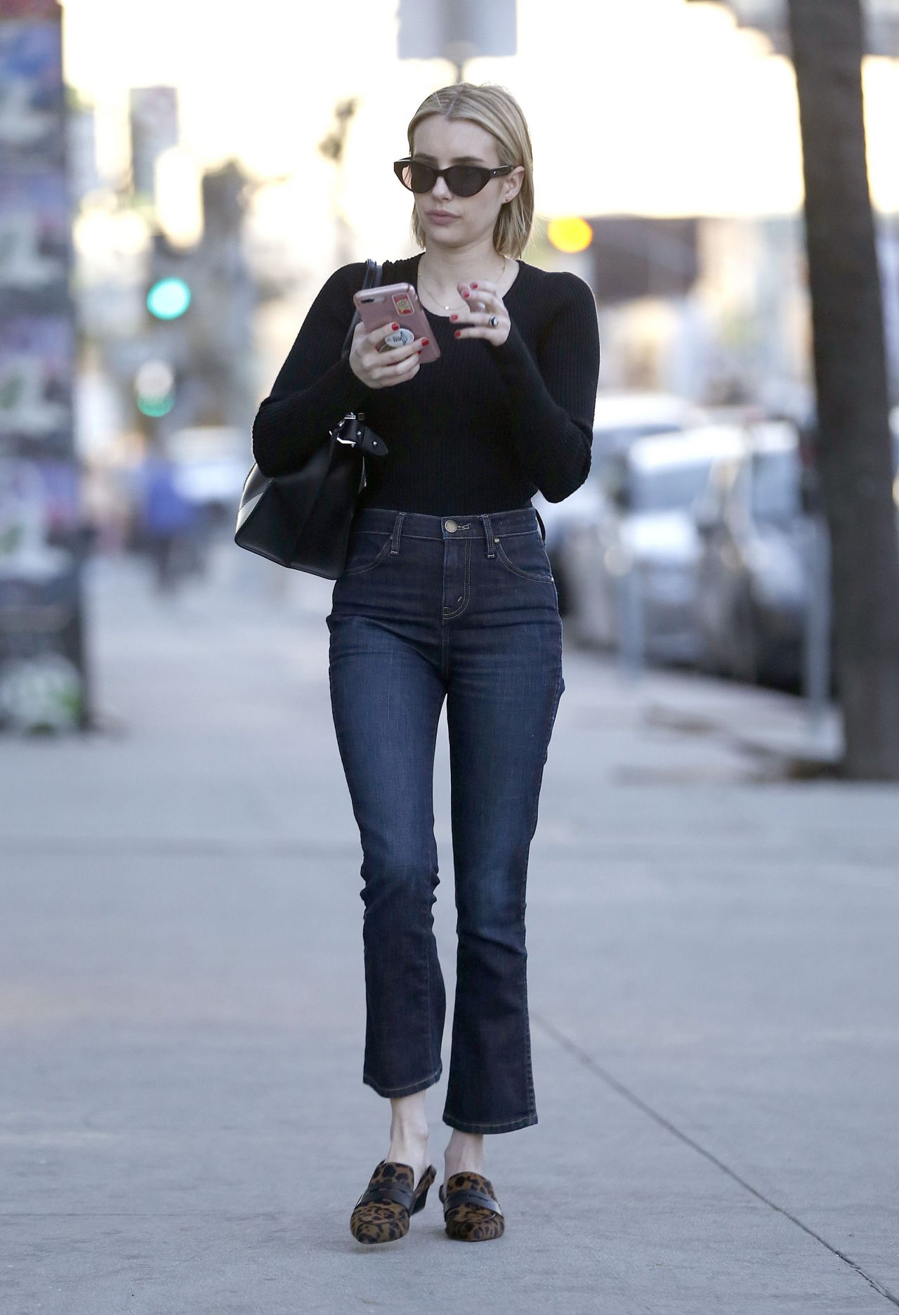 Emma Roberts Street Style 12/05/2018 • CelebMafia